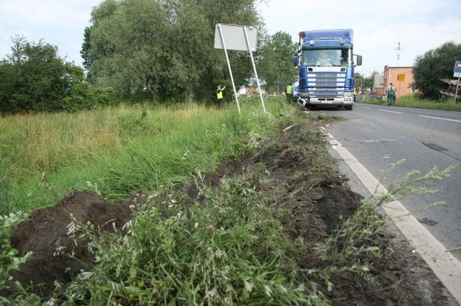 Zderzenie tirów w Rojęczynie (zdjęcia)
