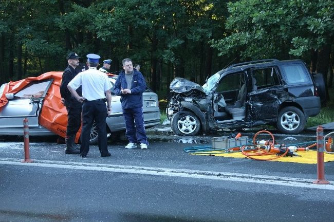 Tragiczny wypadek pod Lesznem! (zdjęcia i dźwięk)