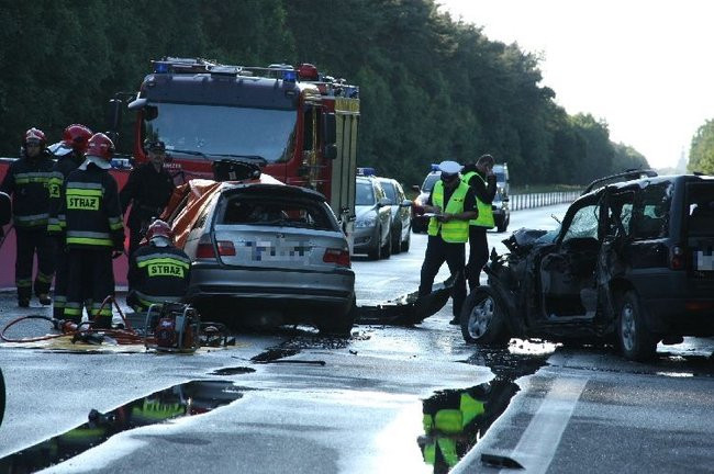 Tragiczny wypadek pod Lesznem! (zdjęcia i dźwięk)