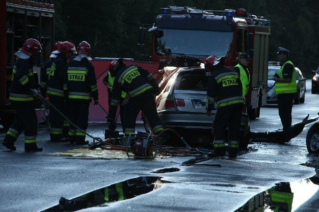 Tragiczny wypadek pod Lesznem! (zdjęcia i dźwięk)