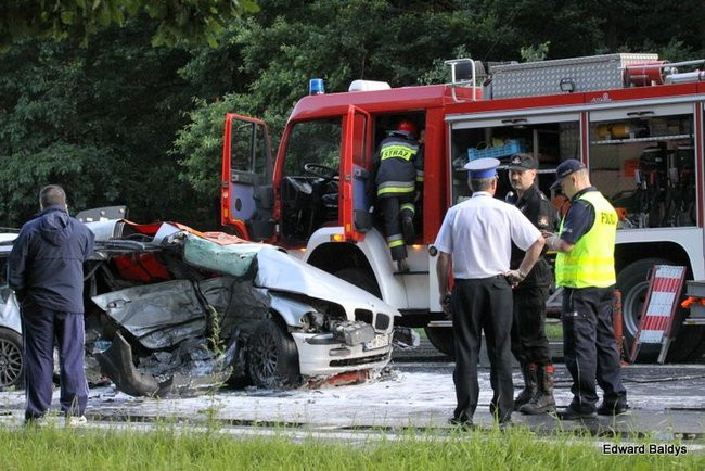 Tragiczny wypadek pod Lesznem! (zdjęcia i dźwięk)