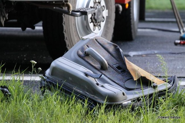 Tragiczny wypadek pod Lesznem! (zdjęcia i dźwięk)