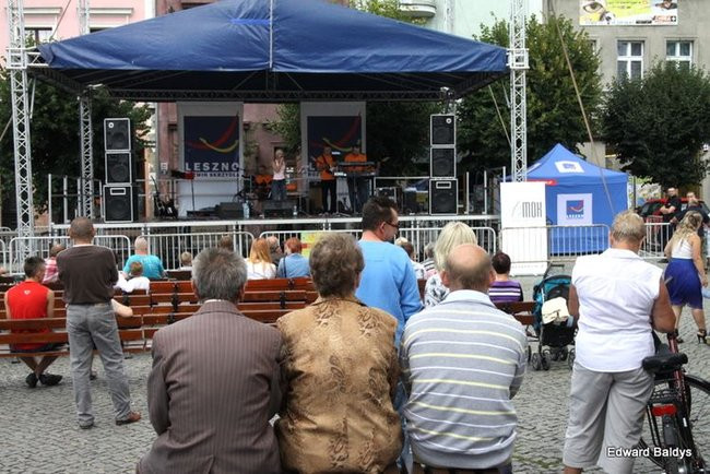 Niedziela na rynku w Lesznie (zdjęcia)