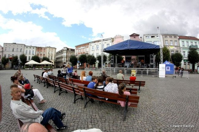 Niedziela na rynku w Lesznie (zdjęcia)