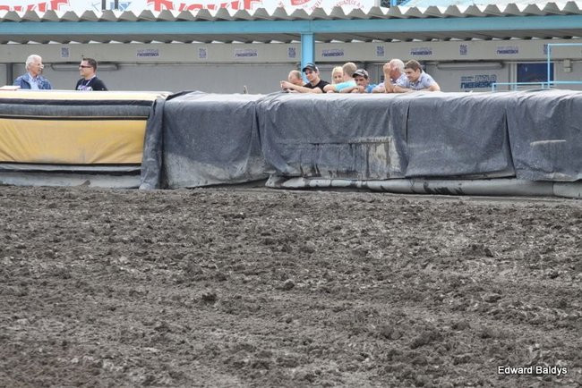 Wielkie suszenie toru! Najnowsze zdjęcia ze Stadionu Smoczyka
