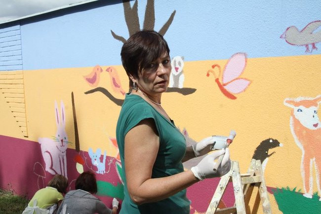 Młodzież pomalowała garaże (zdjęcia)