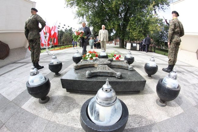Święto Wojska Polskiego w Lesznie (zdjęcia)