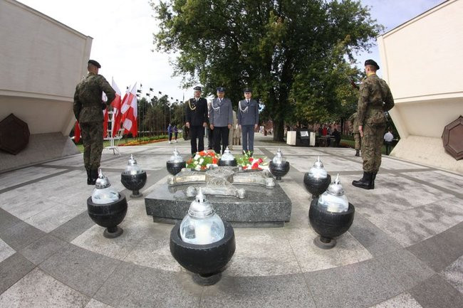 Święto Wojska Polskiego w Lesznie (zdjęcia)