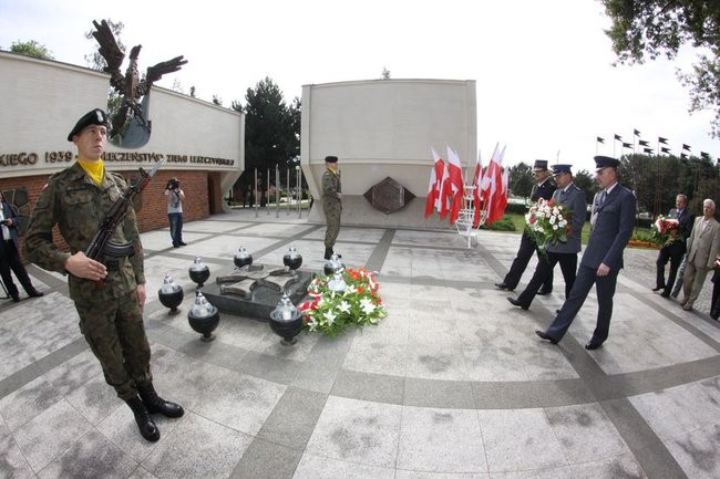 Święto Wojska Polskiego w Lesznie (zdjęcia)