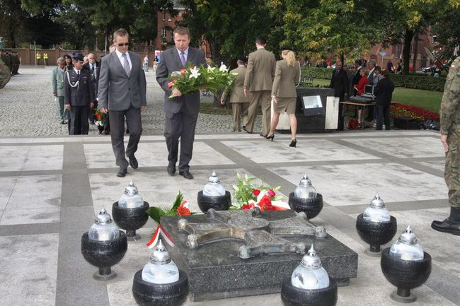 Święto Wojska Polskiego w Lesznie (zdjęcia)