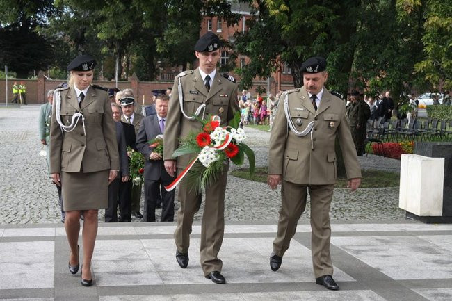 Święto Wojska Polskiego w Lesznie (zdjęcia)