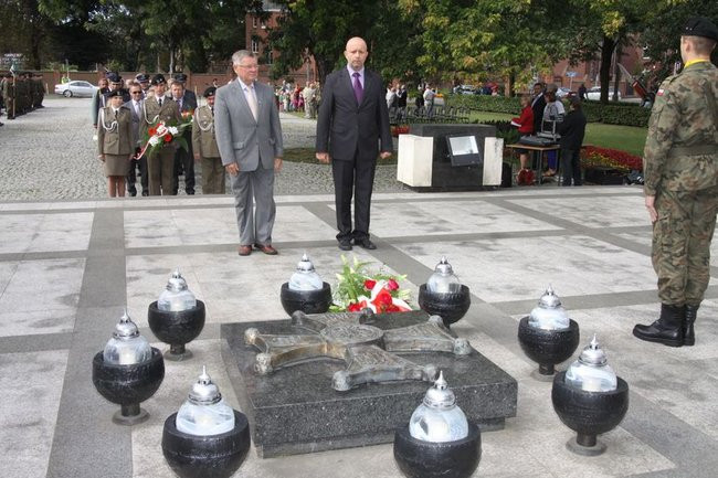 Święto Wojska Polskiego w Lesznie (zdjęcia)