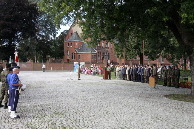 Święto Wojska Polskiego w Lesznie (zdjęcia)