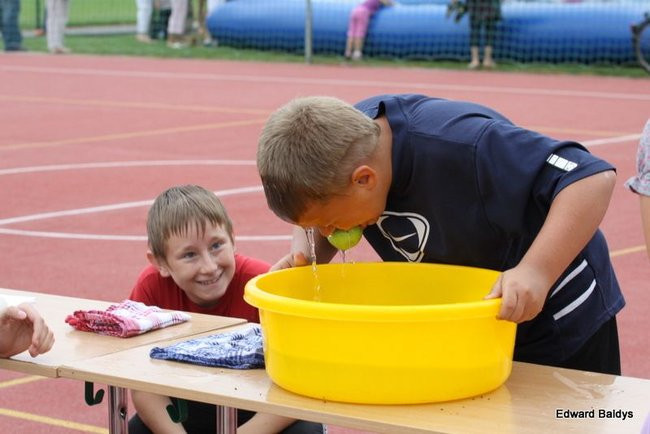 W Zaborowie zbierali na wieżę (zdjęcia)
