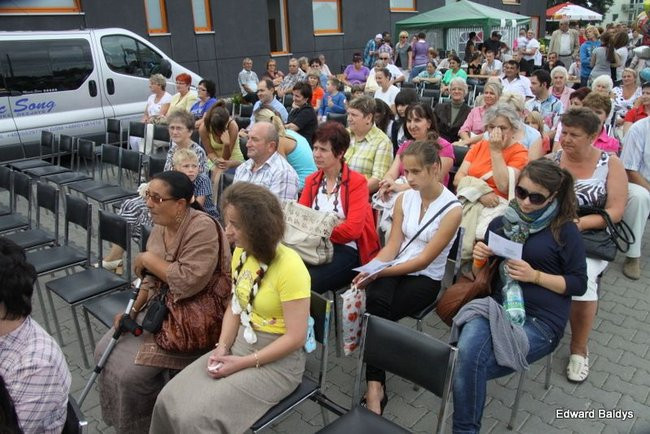 W Zaborowie zbierali na wieżę (zdjęcia)