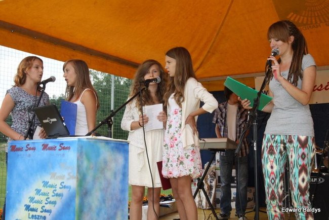 W Zaborowie zbierali na wieżę (zdjęcia)