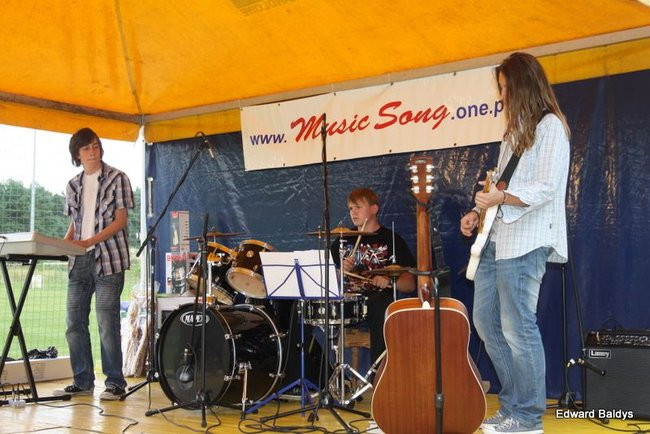 W Zaborowie zbierali na wieżę (zdjęcia)