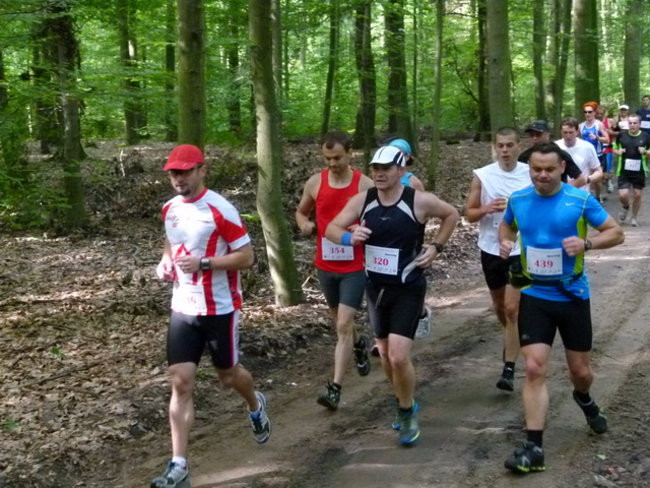 Koleżeńskie bieganie w Karczmie Borowej (zdjęcia)