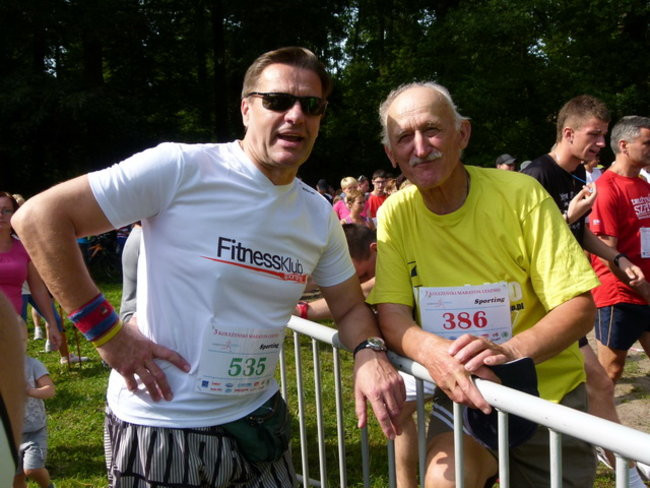 Koleżeńskie bieganie w Karczmie Borowej (zdjęcia)