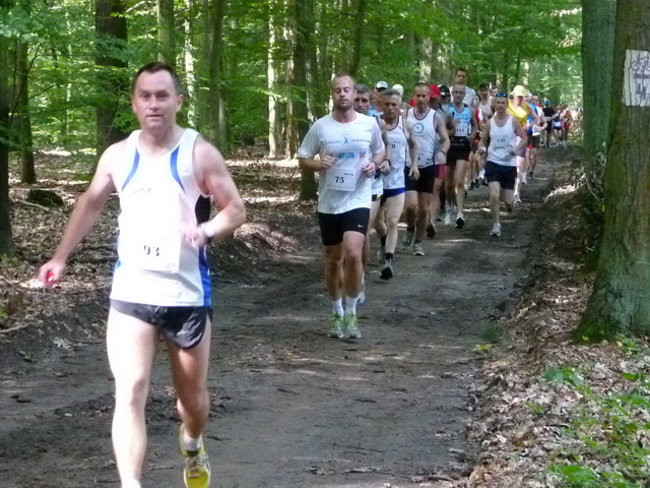 Koleżeńskie bieganie w Karczmie Borowej (zdjęcia)