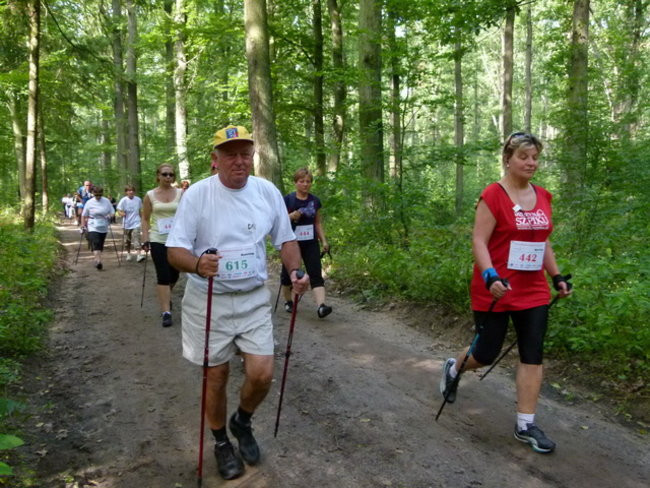 Koleżeńskie bieganie w Karczmie Borowej (zdjęcia)
