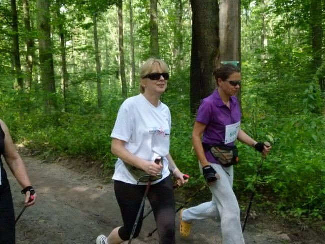 Koleżeńskie bieganie w Karczmie Borowej (zdjęcia)
