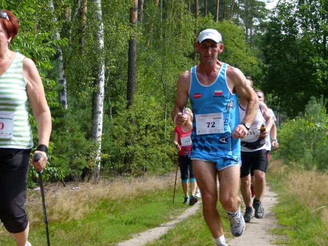 Koleżeńskie bieganie w Karczmie Borowej (zdjęcia)