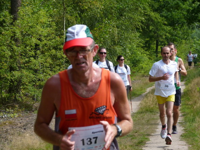 Koleżeńskie bieganie w Karczmie Borowej (zdjęcia)