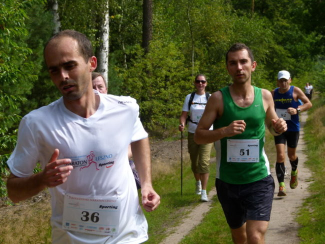 Koleżeńskie bieganie w Karczmie Borowej (zdjęcia)