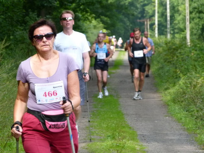Koleżeńskie bieganie w Karczmie Borowej (zdjęcia)
