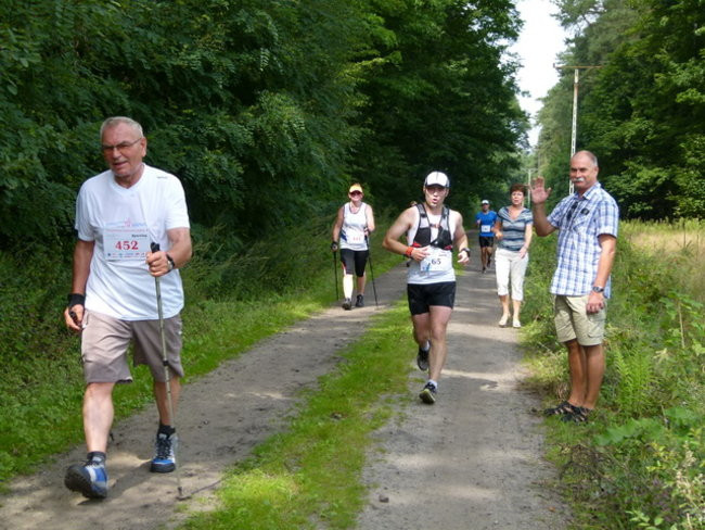 Koleżeńskie bieganie w Karczmie Borowej (zdjęcia)