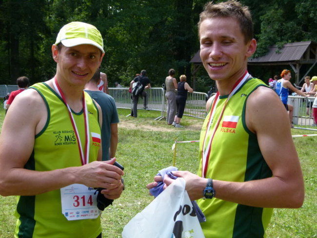 Koleżeńskie bieganie w Karczmie Borowej (zdjęcia)