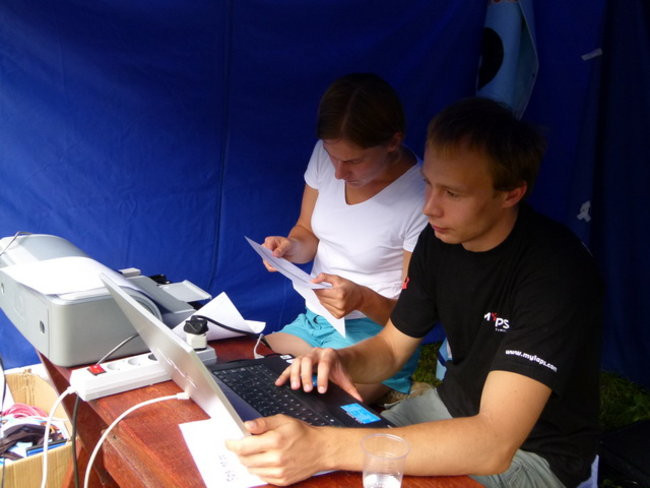 Koleżeńskie bieganie w Karczmie Borowej (zdjęcia)