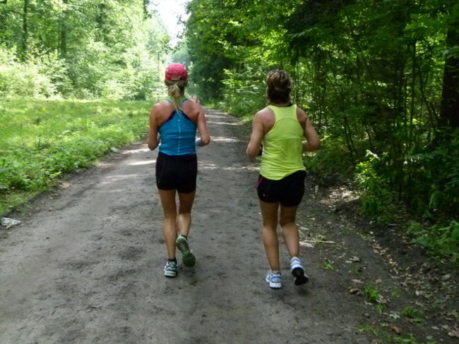 Koleżeńskie bieganie w Karczmie Borowej (zdjęcia)