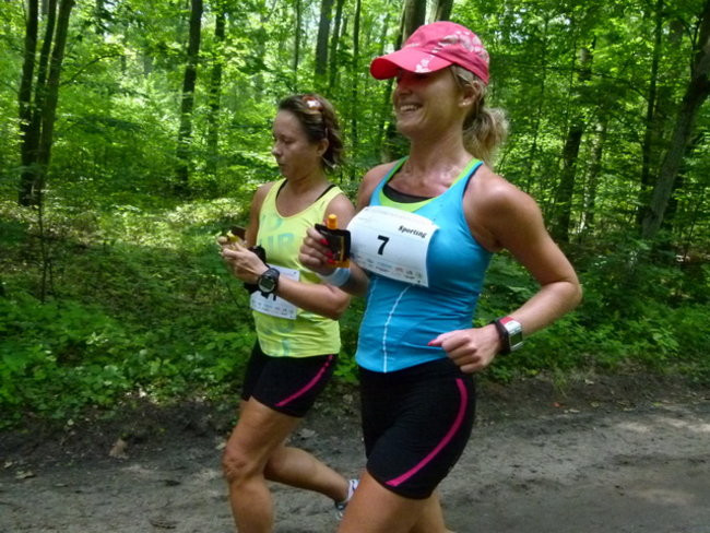 Koleżeńskie bieganie w Karczmie Borowej (zdjęcia)