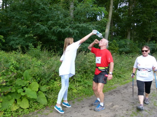 Koleżeńskie bieganie w Karczmie Borowej (zdjęcia)