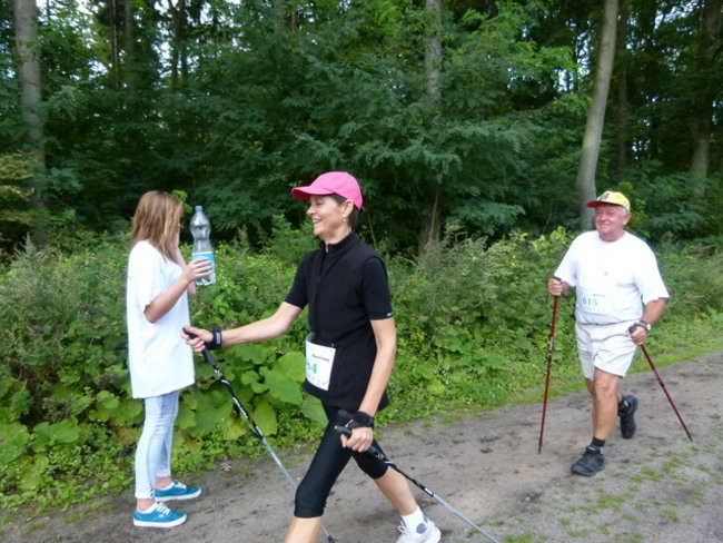 Koleżeńskie bieganie w Karczmie Borowej (zdjęcia)