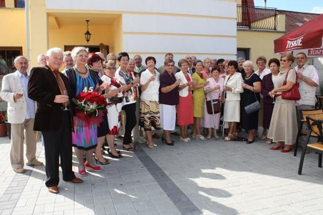 Niektórzy do szkoły idą chętnie (zdjęcia)