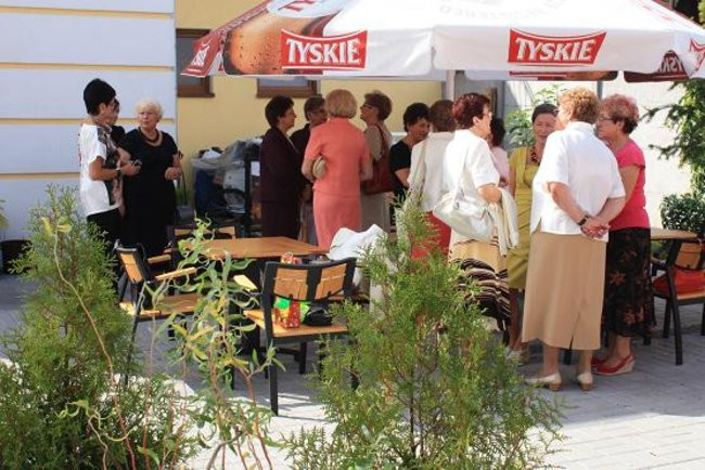 Niektórzy do szkoły idą chętnie (zdjęcia)