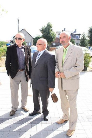 Niektórzy do szkoły idą chętnie (zdjęcia)