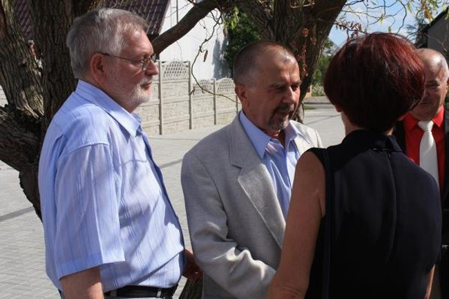 Niektórzy do szkoły idą chętnie (zdjęcia)