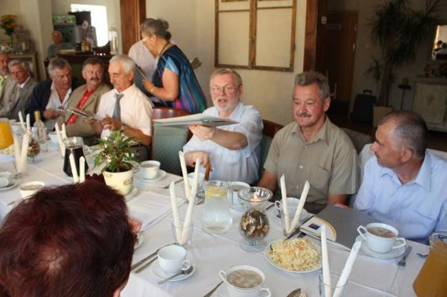 Niektórzy do szkoły idą chętnie (zdjęcia)