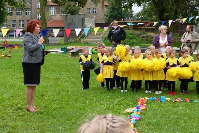 Plac ze zjeżdżalnią (zdjęcia)