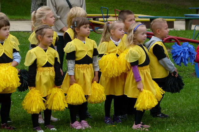 Plac ze zjeżdżalnią (zdjęcia)