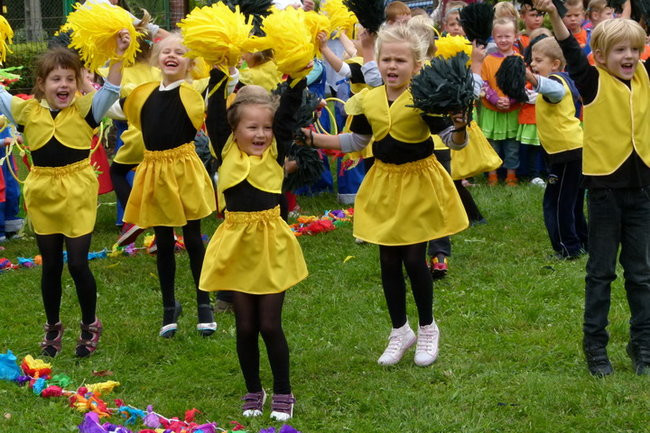 Plac ze zjeżdżalnią (zdjęcia)