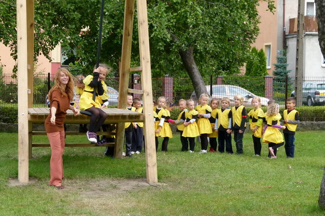 Plac ze zjeżdżalnią (zdjęcia)