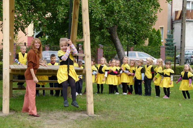 Plac ze zjeżdżalnią (zdjęcia)