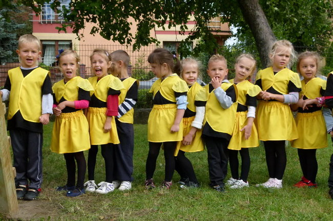 Plac ze zjeżdżalnią (zdjęcia)