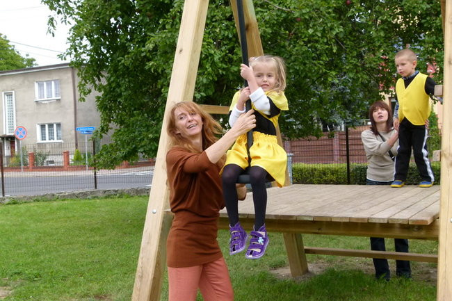 Plac ze zjeżdżalnią (zdjęcia)