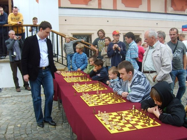 Króla w Lesznie witały tłumy (zdjęcia)